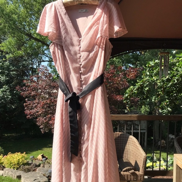 Pretty blush pink Dex  dress - Picture 7 of 16